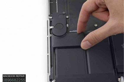 Thay loa MacBook Pro 15