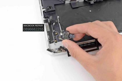 Thay Bo nguồn MacBook Pro 15