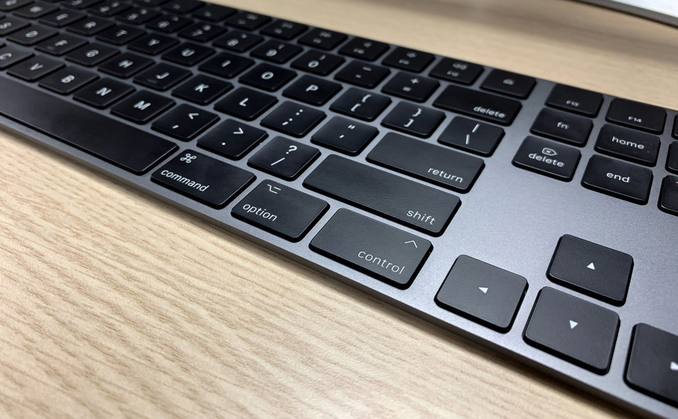 Apple macgic keyboard black, macbook repair da nang